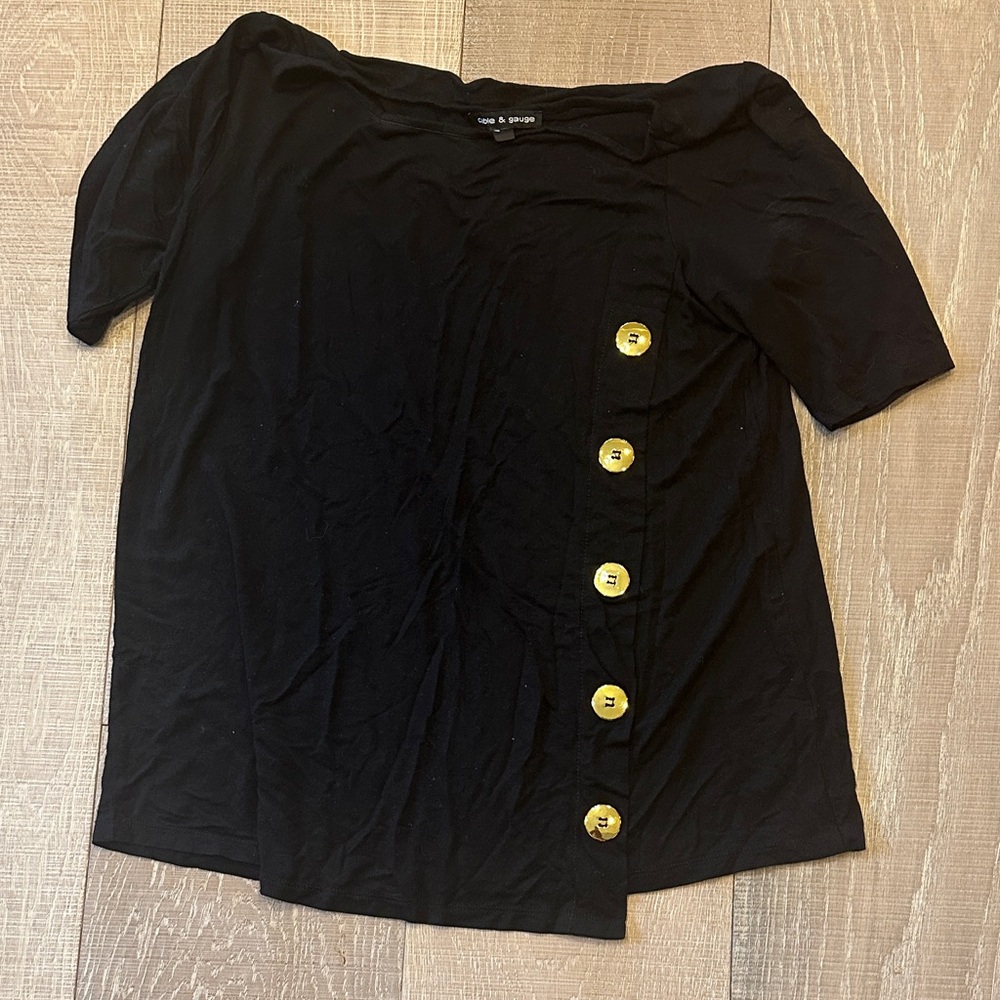Cable & Gauge Black Top with Gold Accents